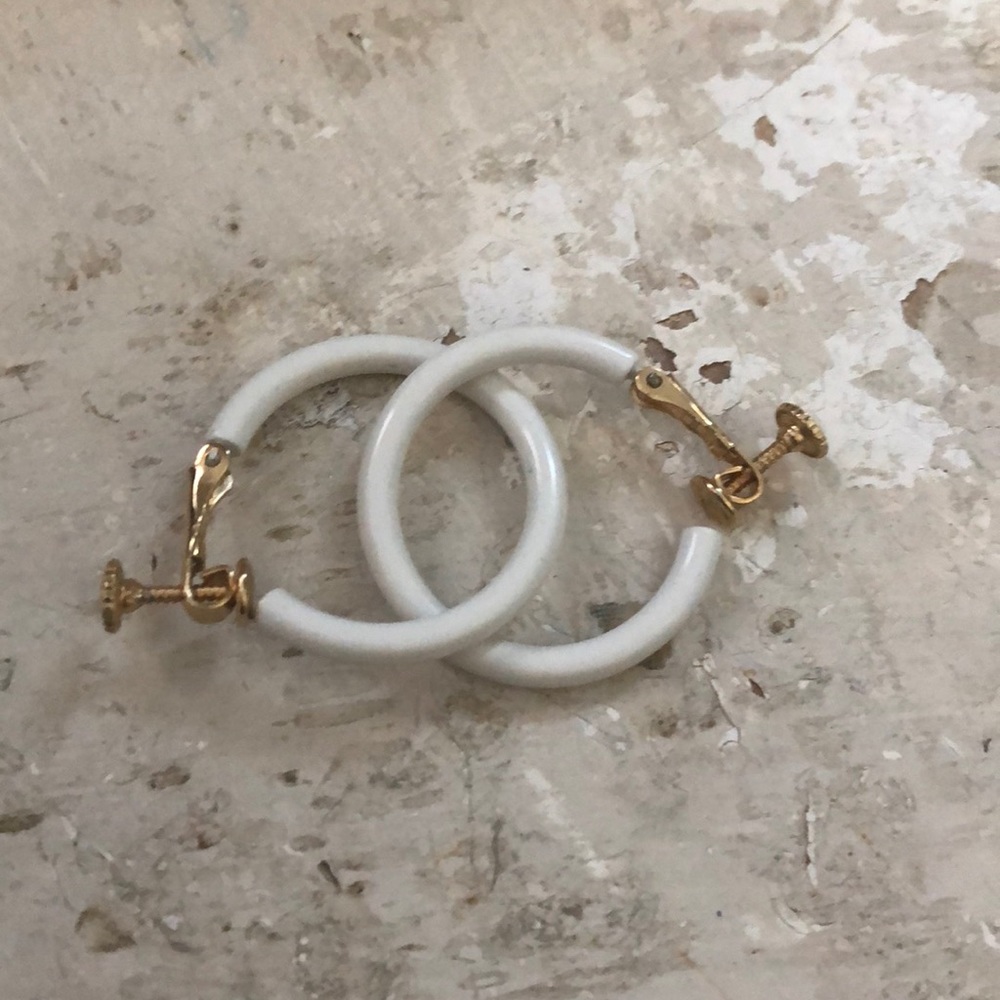 Vintage Napier hoop screw backs!